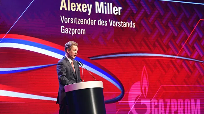 Am Montagabend feierten die Spitzen von OMV und Gazprom ihre langjährige Partnerschaft mit einer Galaveranstaltung in der Wiener Hofburg. Auch Russlands Energieminister Alexander Novak war mit dabei.
