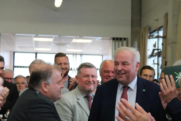 Sogar der ehemalige Landeshauptmann Hermann Schützenhöfer stattete einen Besuch ab.