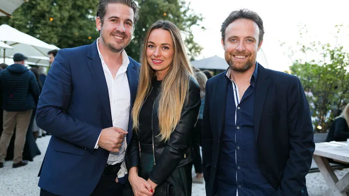 Die Immoxx GmbH stand für ein Gruppenbild mit Dame bereit: Florian Kulterer, Kristina Gindl und Gerhard Berg