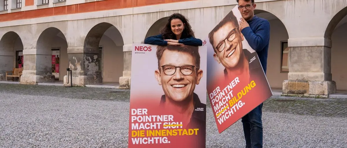 Die Neos plakatieren längst Philipp Pointner als Spitzenkandidaten – dennoch stellt er sich noch der internen Wahl, jede und jeder kann dabei gegen ihn antreten