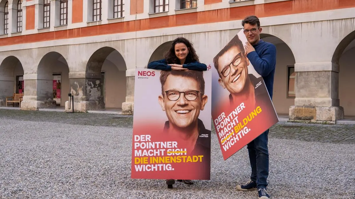 Die Neos plakatieren längst Philipp Pointner als Spitzenkandidaten – dennoch stellt er sich noch der internen Wahl, jede und jeder kann dabei gegen ihn antreten