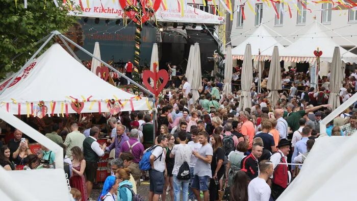 Zahntausende Besucher strömten auch im Vorjahr an nur einem Tag auf den Kirchtag