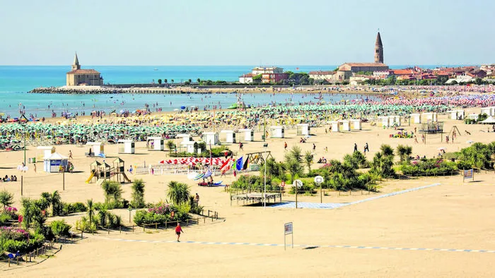 Zum Sommerurlaub gehört ein schöner Sandstrand einfach dazu - Caorle hat gleich mehrere davon