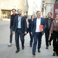 SPÖ-Bundesgeschäftsführer Klaus Seltenheim und SPÖ-Bundesparteivorsitzender Andreas Babler