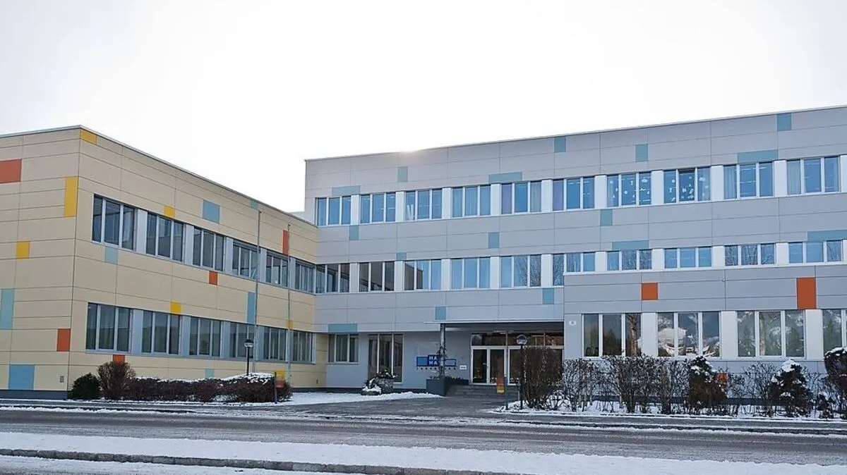 Das Schulzentrum Murdorf war von dem Wasserrohrbruch betroffen