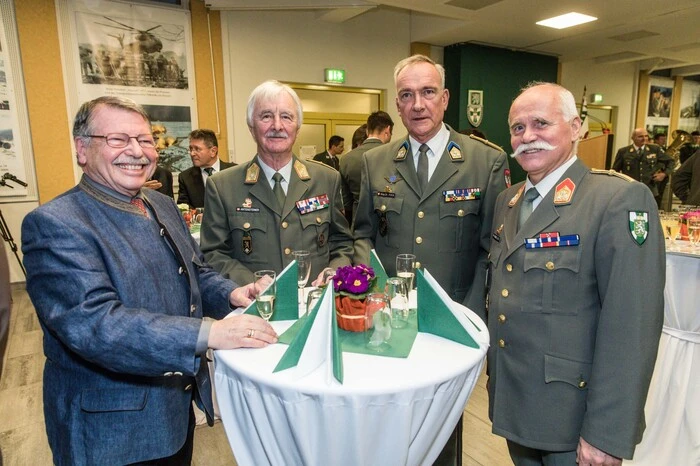 Der Empfang findet jährlich im Wirtschaftsgebäude der Gablenzkaserne statt.