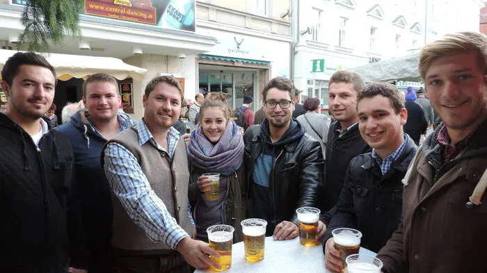 Klicken Sie sich durch weitere Blitzlichter vom Gösser Kirtag in Leoben!