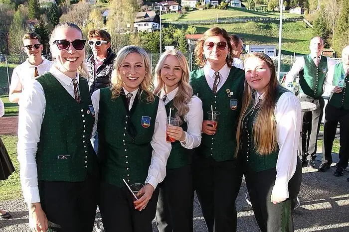 Klicken Sie sich durch die restlichen Bilder!