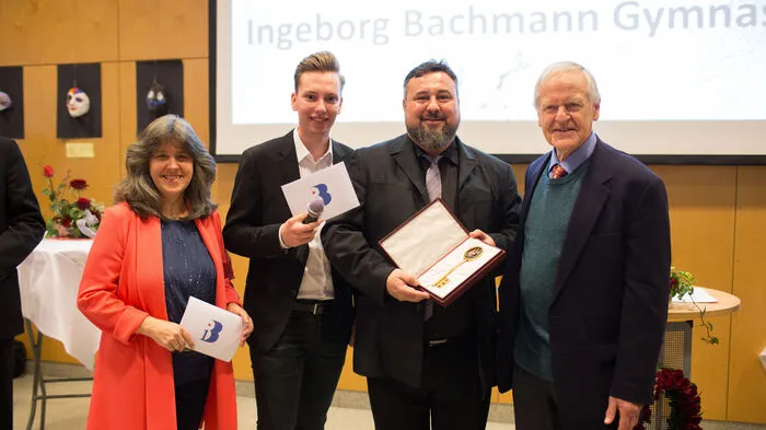 Heinz Bachmann, Bruder der Namensgeberin und Dichterin Ingeborg Bachmann, war der Ehrengast bei der Feier.