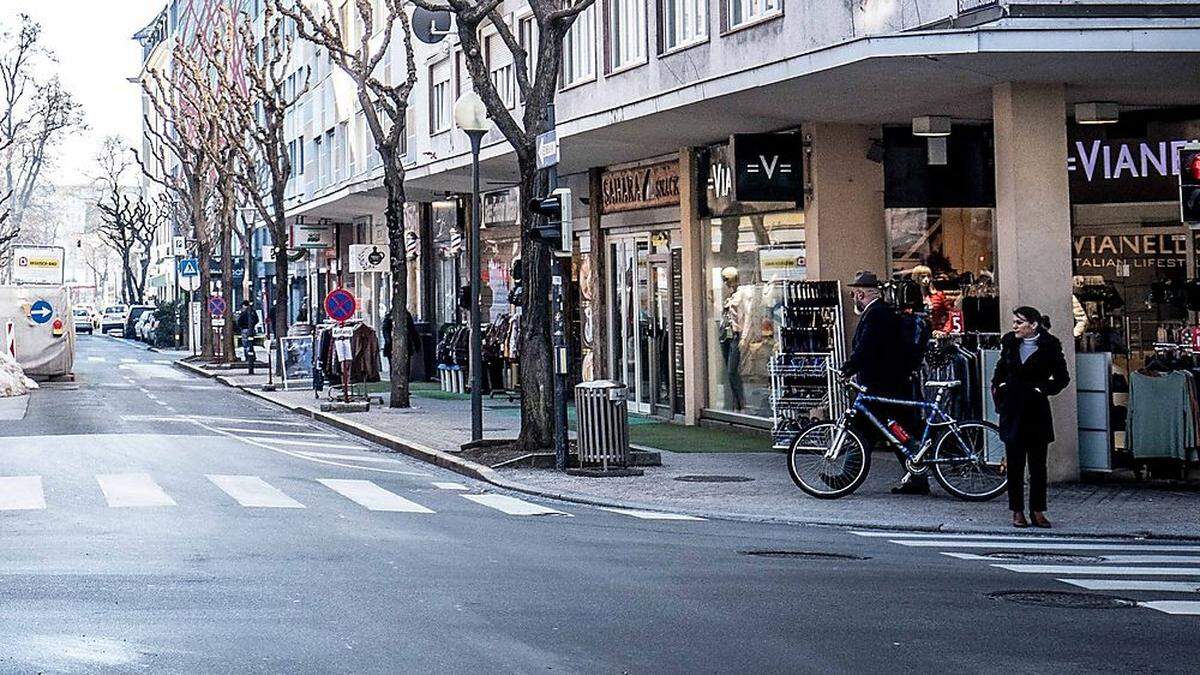 Die Diskussion um eine autofreie Bahnhofstraße geht weiter