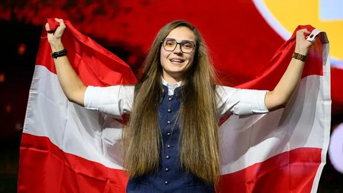 Leonie Tieber aus Paldau gewann bei der Berufs-EM 2025 Gold in der Kfz-Technik