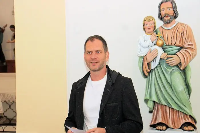 Nach der Begrüßung durch Direktor Peter Lidl ...