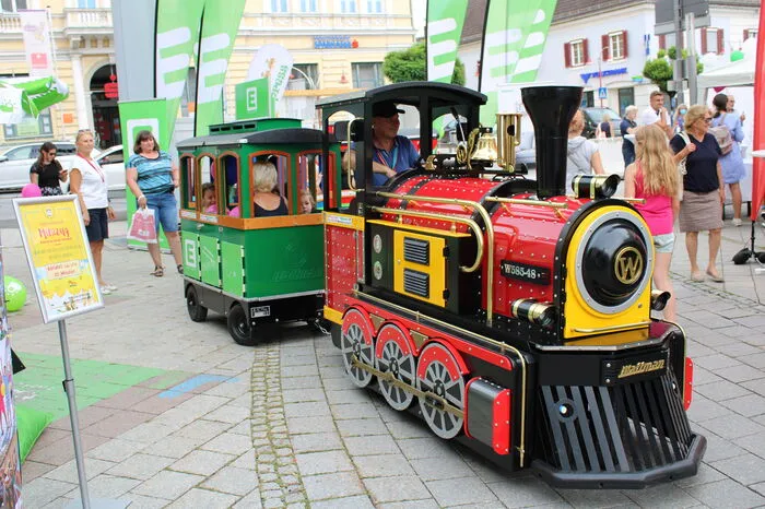 Oder drehten mit dem Mini-Express der Energie Steiermark elektrisch die Runden.