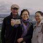 Mit dem Franz-Grabner-Preis geehrt: Weina Zhao (Mitte) und Judith Benedikt für Weiyena - Ein Heimatfilm