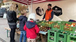 Hannes Bischof auf dem Gleisdorfer Bauernmarkt