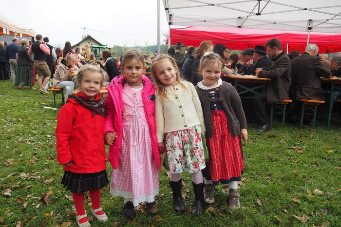 . . . und in Schiefling ging gleichzeitig das 20. Erntedankfest über die Bühne.