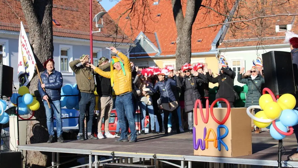 Zu "We Are The World" wurde fleißig mitgeschunkelt