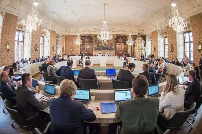 Vermögen verbraucht, Übersicht verloren: Die Finanzmisere der Stadt Hartberg beschäftigte den Landtag intensiv.