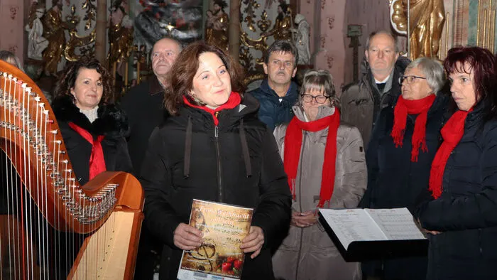 Die Chorobfrau Melanie Schitzer bei ihrer Begrüßung.