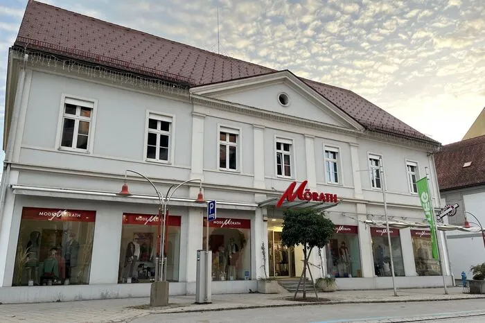 Das Kauf- und Modehaus heute.