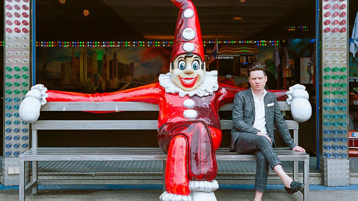 Konstantin Gropper alias Get Well Soon präsentiert mit "Nightmares" eine exklusive Umsetzung der orchestralen Songs seines aktuellen Albums 