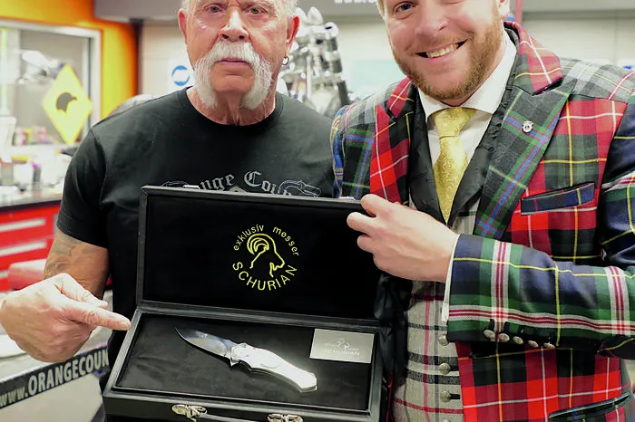 „American Chopper“ Paul Teutul senior mit einem Meisterstück
