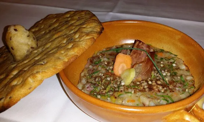 Klosterrestaurant Wernberg: Ritschert mit Brothaube