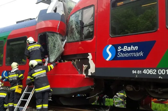 Der Unfall dürfte gegen 10.20 Uhr bei der Haltestelle Waldstein in Übelbach (Bezirk Graz-Umgebung) passiert sein.