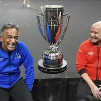 Die beiden Captains verstehen sich bestens: Yannick Noah coacht Team Europa (links), Andre Agassi ist für das Team Welt verantwortlich
