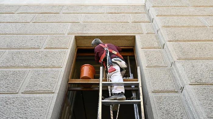 Historische Fenster und Türen werden erneuert