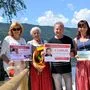 Bürgermeister Michael Maier, Erna Wach in Vertretung des Kost nix Laden-Teams, Frau Johanna Kulterer, Gottfried Würcher in Vertretung für seine Nockis-Bandkollegen und Melanie Golob, Vorsitzende des Tourismusverbandes Radenthein