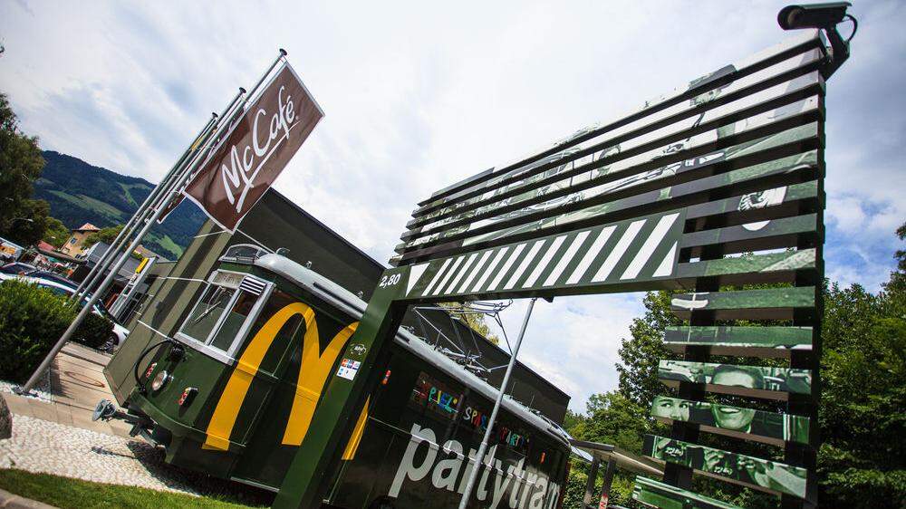 55 Mitarbeiter sind derzeit beim McDonalds in Lienz beschäftigt