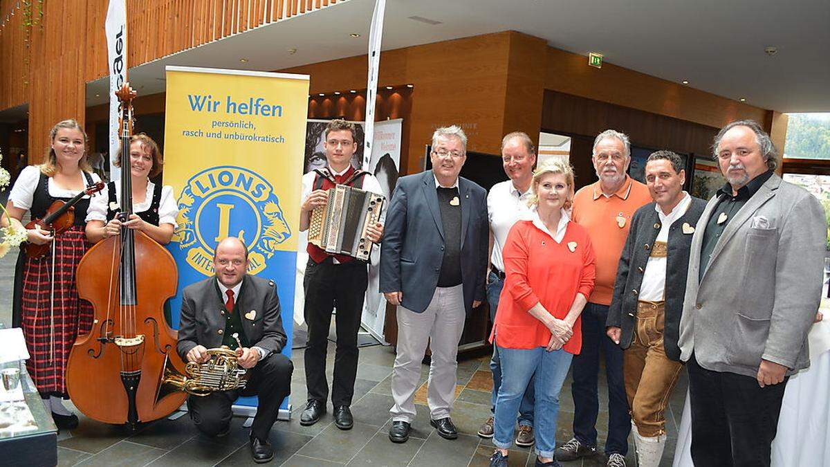 Stefanie, Barbara, Gerald und Armin Waldner, Walter Zemroser, Fredi Egger, Sonja Henhapl, Erich Hudelist, Erhard Eder, Michael Matiasek