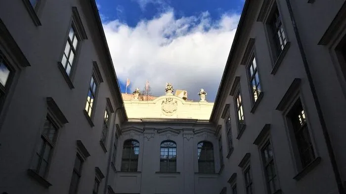 LICHT UND SCHATTEN