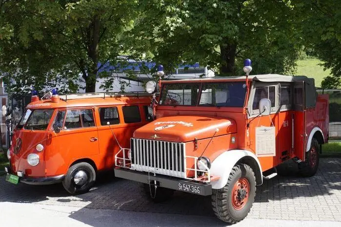Die Fahrzeugschau und ihre Oldtimer boten eine kleine Zeitreise.