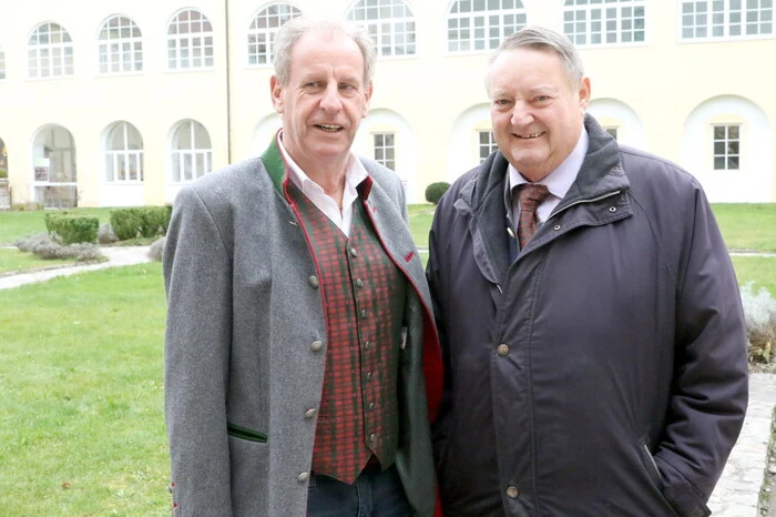 Beim Konzert gesichtet wurden unter anderen der Brückler Bürgermeister Harald Tellian, Siegfried Ehrlich, Bezirksobmann des Sängergaues St. Veit/Feldkirchen (von links), ...  