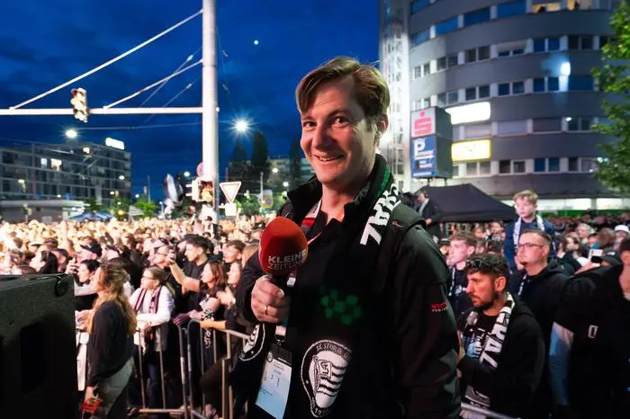 Sonderreporter Michael Großschädl feierte mit den Sturm Fans