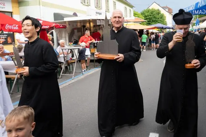 Ein besonderer Höhepunkt war das gemeinsame Musizieren der örtlichen Musikkapelle mit der Musikkapelle der Partnergemeinde Nussdorf-Debant aus Osttirol, seit 2008 sind beide Gemeinden partnerschaftlich verbunden. 