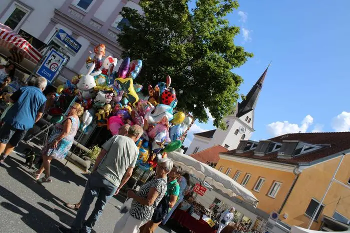 Anlässlich des Gedenktags der heiligen Magdalena, der Schutzpatronin der Köflacher Pfarrkirche, verwandelte sich die Innenstadt auch heuer wieder in einen lebhaften Marktplatz.