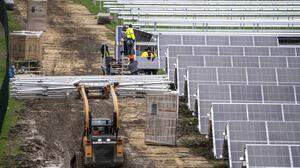 Unternehmen sollen künftig keine Widmungsverfahren für Photovoltaikanlagen, mit denen sie ihren Verbrauch decken, brauchen