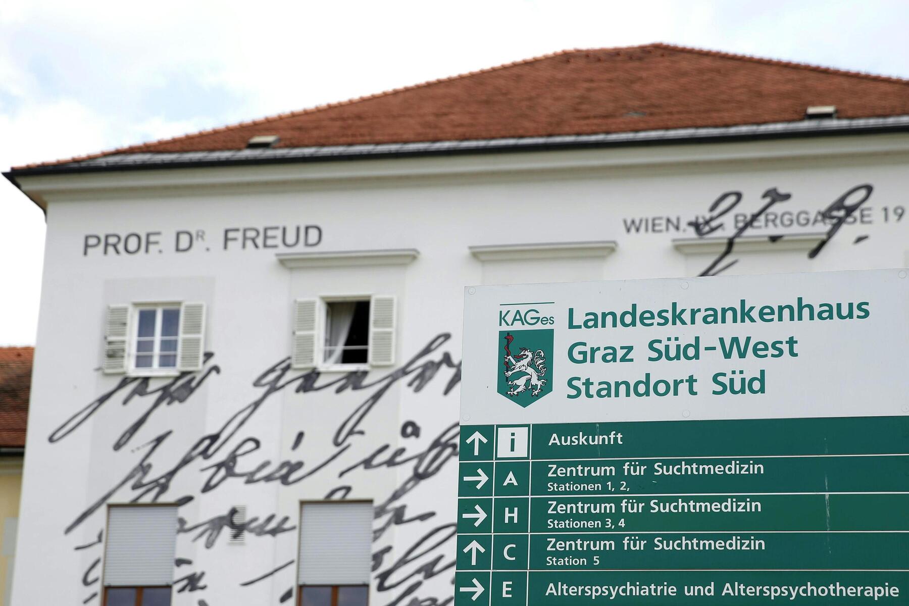 Feuer am LKH Graz II Süd: Patientin legte Brand in ihrem Zimmer