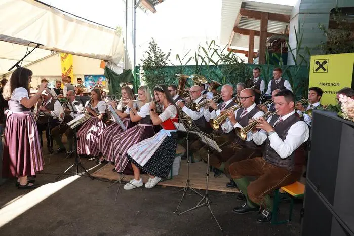  Anschließend sorgte der Musikverein St. Margarethen bei Knittelfeld für schwungvolle Blasmusik, die in den offiziellen Festakt überleitete.