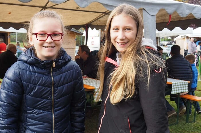 Bitte klicken Sie sich durch die Bilder. . .