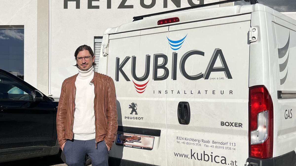 Alexander Kubica bietet seinen Monteuren eine Vier-Tage-Woche bei voller Bezahlung.