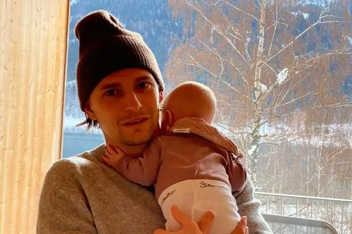 Am Weißensee: Sturm Graz-Kapitän Stefan Hierländer mit Tochter Marie-Sophie