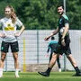 Sargon Duran, der neue Trainer der Sturm Frauen, und die ehemalige Sturm-Akteurin Katharina Naschenweng beim ÖFB-Nationalteam.