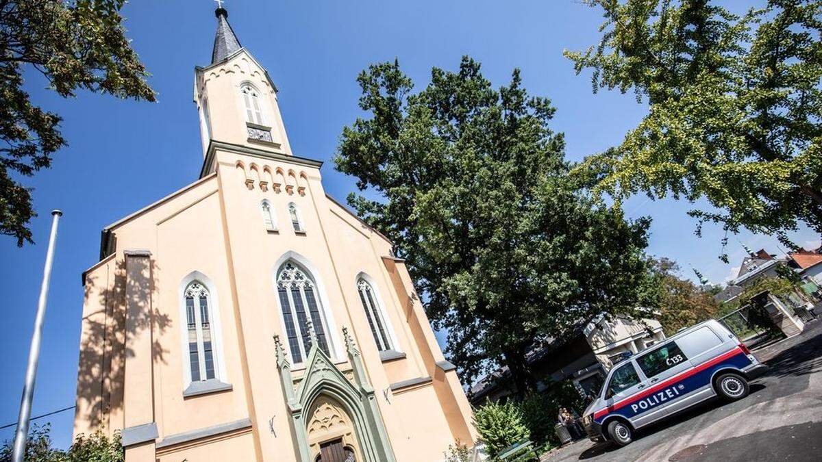 Bei der Johanneskirche war es zu einem schweren Brand gekommen. Jetzt wurde der Tatverdächtige festgenommen