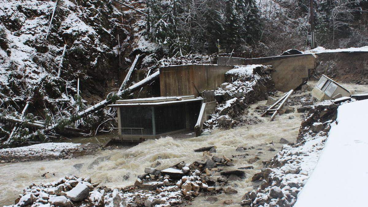 Eisenkappel nach dem Sturmschaden