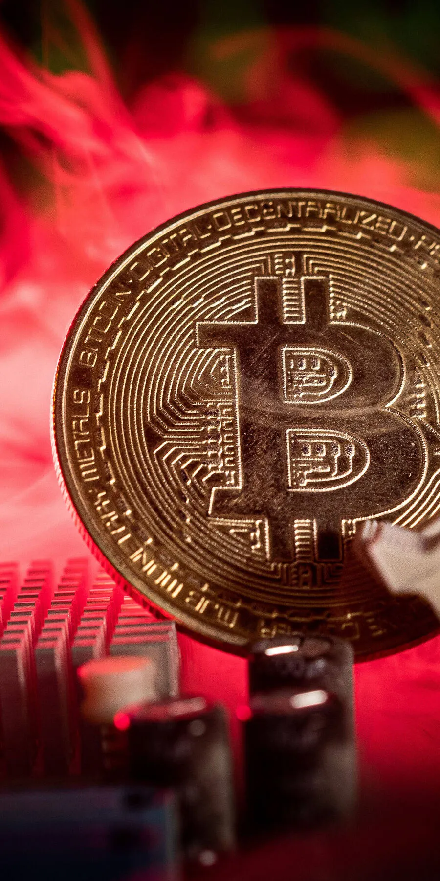 30 Prozent Minus: Bitcoin und Co: Kurse kollabieren nach Crash bei Luna-Coin