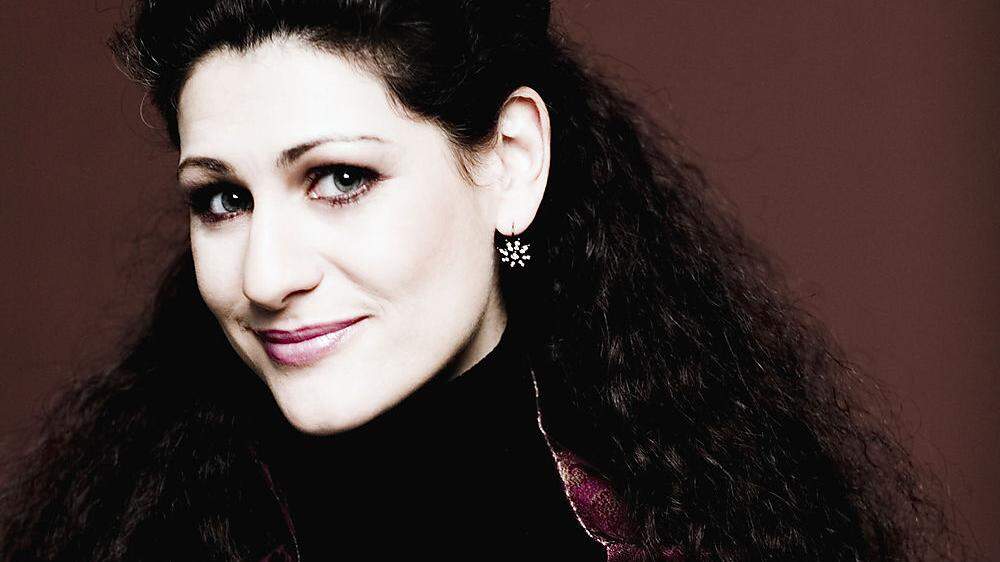Anja Harteros, als Floria Tosca zwei Mal in Salzburg zu bestaunen